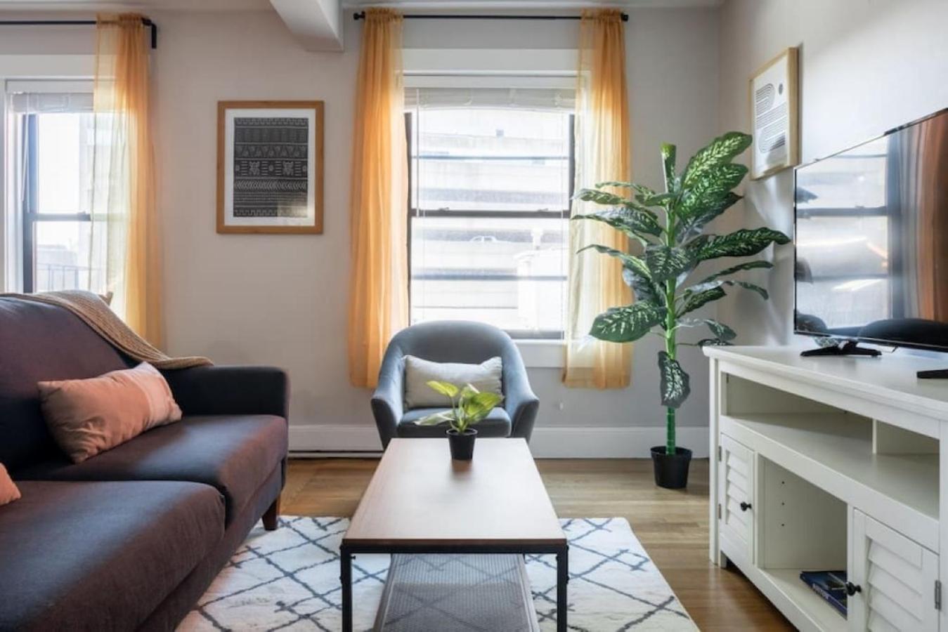 Charming Theater District 1br Apartment